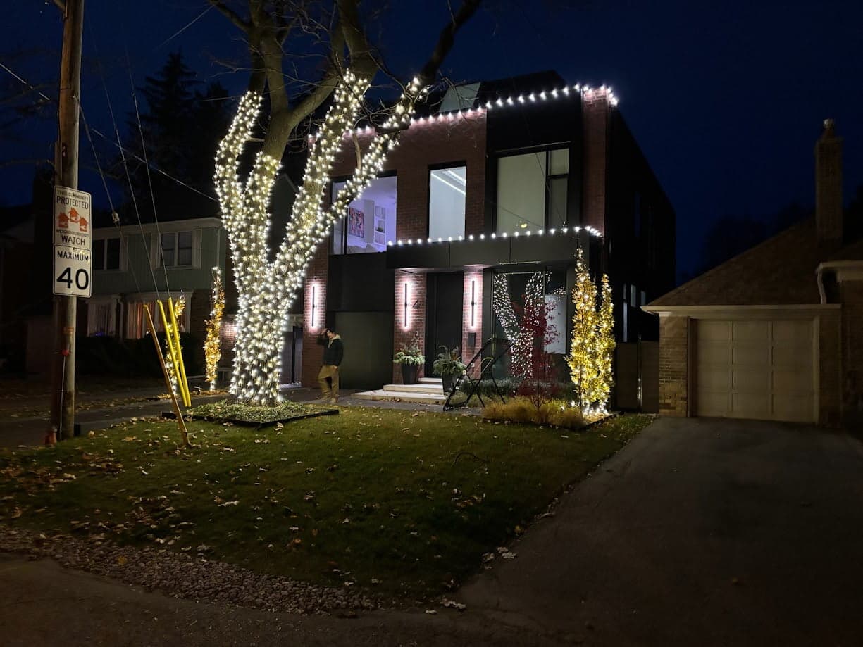Stunning Christmas lights in Guelph Ontario installed by Classic Christmas Lighting